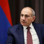 Փաշինյանը պետք է կողմնորոշվի․ ինքը բանից անտեղյակ «խոզ խանձո՞ղ» է, թե՞ մտածված քայլերով առաջնորդվող «իմաստուն» գործիչ. Mediahub